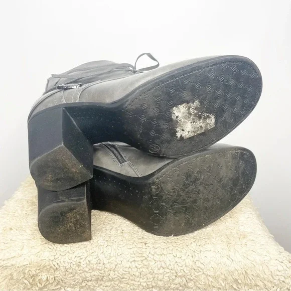 Vintage 93 Black Bianca Heeled Ankle Boot Size 8 - Picture 6 of 6